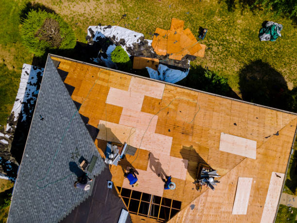 Quick and Trustworthy Emergency Roof Repair Services in Mansfield Center, CT